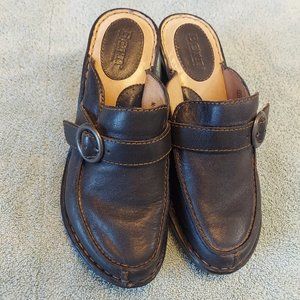 Born leather Clogs, dark brown, size 7